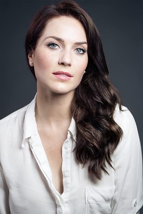 Meghan K. Lees as Gloria