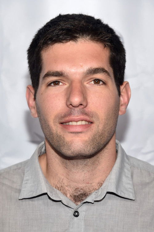 Benjamín Naishtat as 