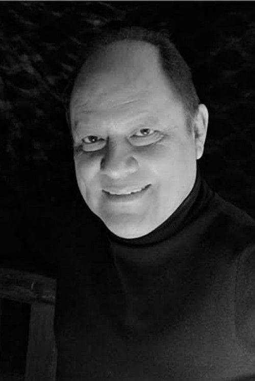 José Luis Orozco as Don Gaspar (voice)