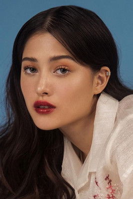 Maureen Wroblewitz as Grace Dulnuan