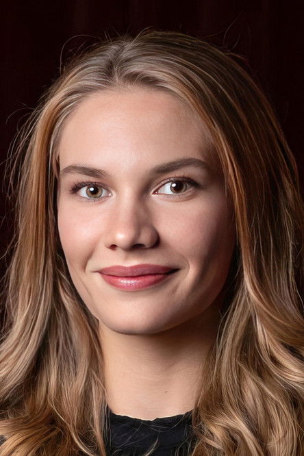 Sára Varga-Járó as Márta