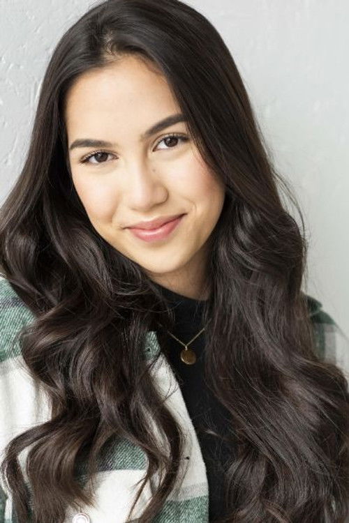 Hazel Wallace as Jenn