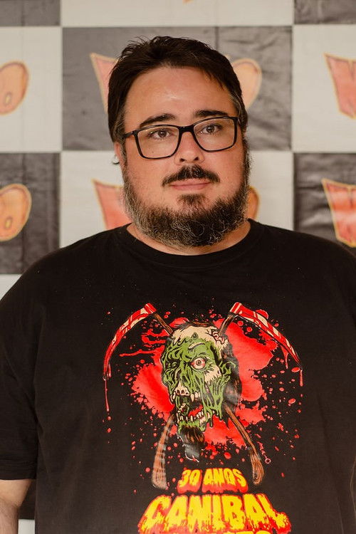 Jonathan Rodrigues as The uncle