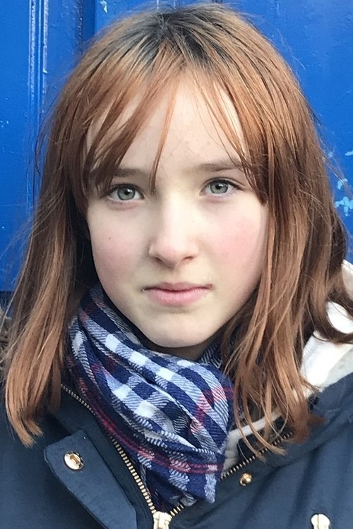 Adèle Barazzuol as Léonie Gratin