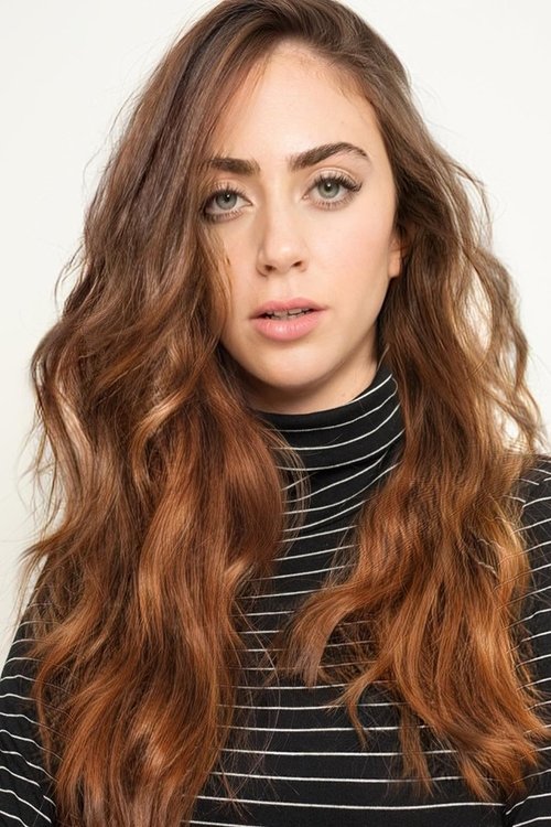 Daiana Carigi as Maite (Brooke Shields)