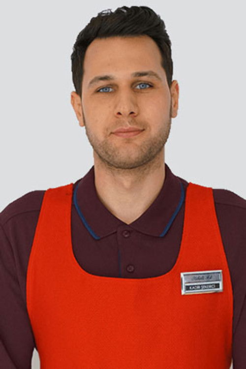 Burak Akyol as Rezan