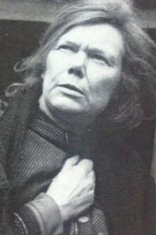 Una Brandon-Jones as Superviser