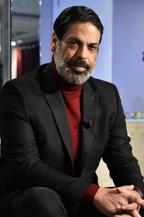 Moez Gdiri as Mahdi