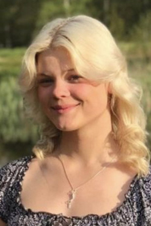 Sara Samuelsson as Ida