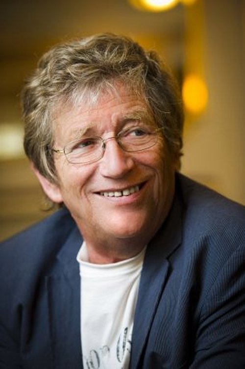 András Kern as Péter Vitt