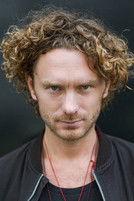 Sjoerd Dragtsma as Mitch