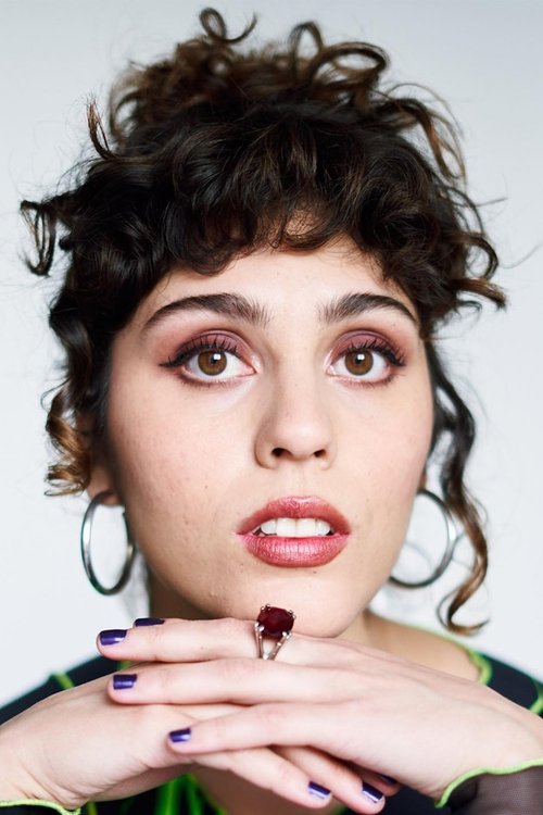 Avril Aurora as Luna