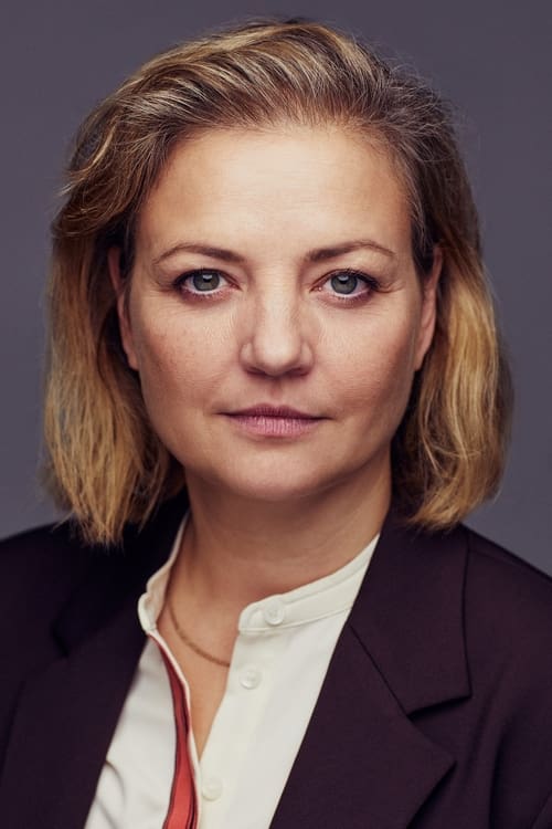 Laura Bro as Røskva (voice)