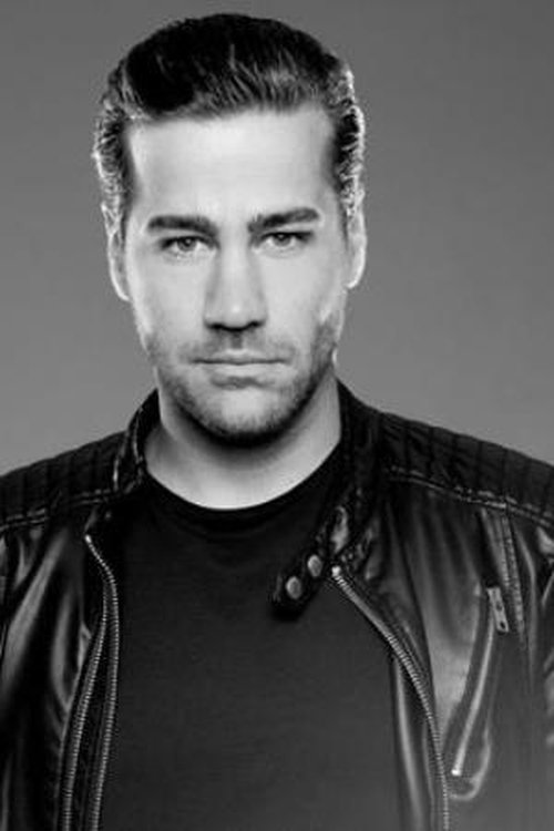 Dave Mantel as David Oscar