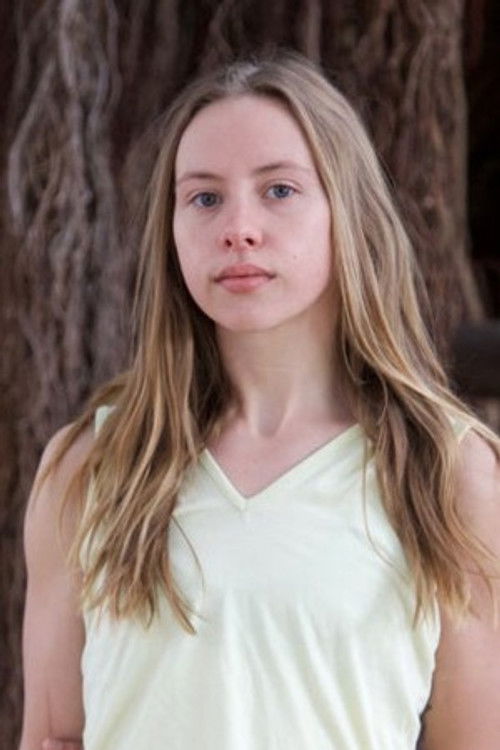 Isabelle Faus as Self