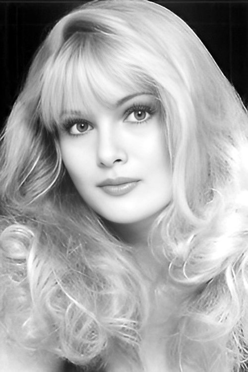 Laurene Landon as Aurora Rosaline