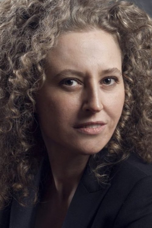 Zeynep Dinsel as Aysel