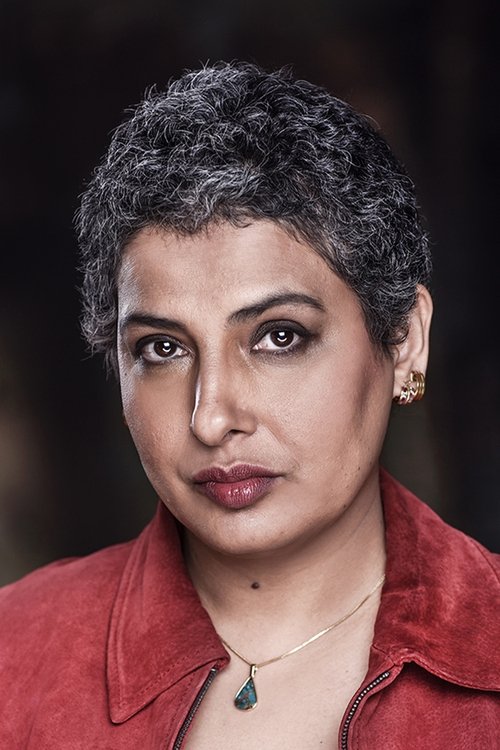 Aida Keykhayi as Mitra