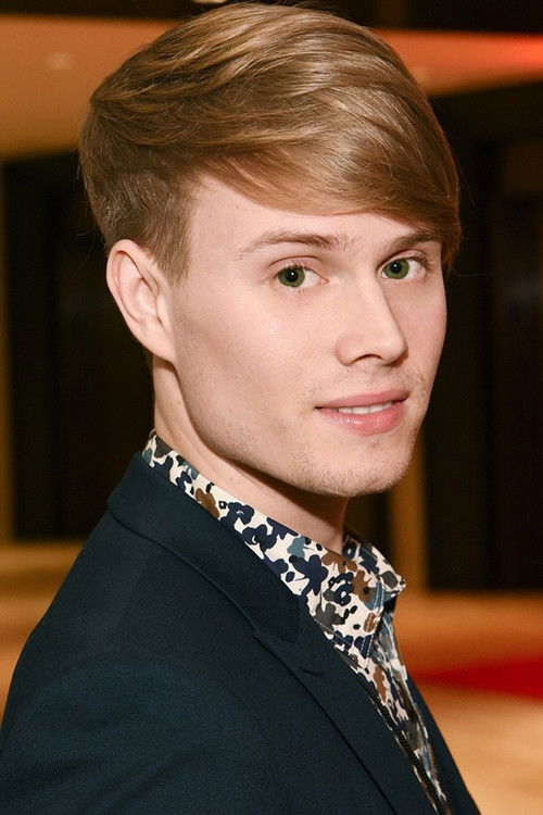 João Queiroga as George