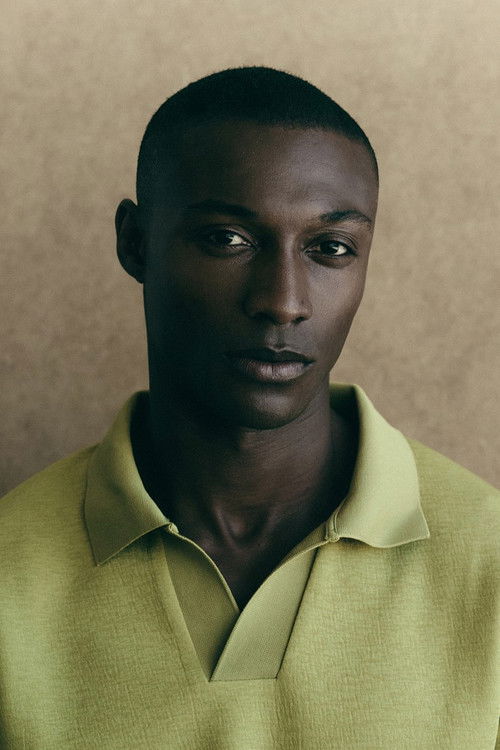 Mauro Lopes as Policia #2