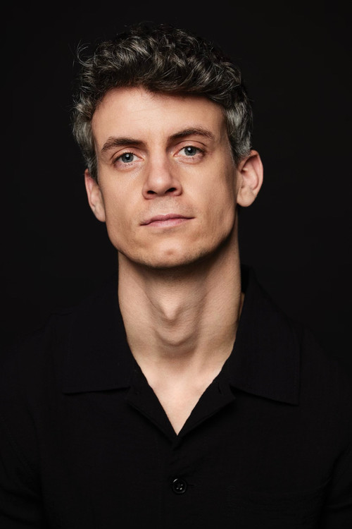 Max van Kreij as Sam Haine