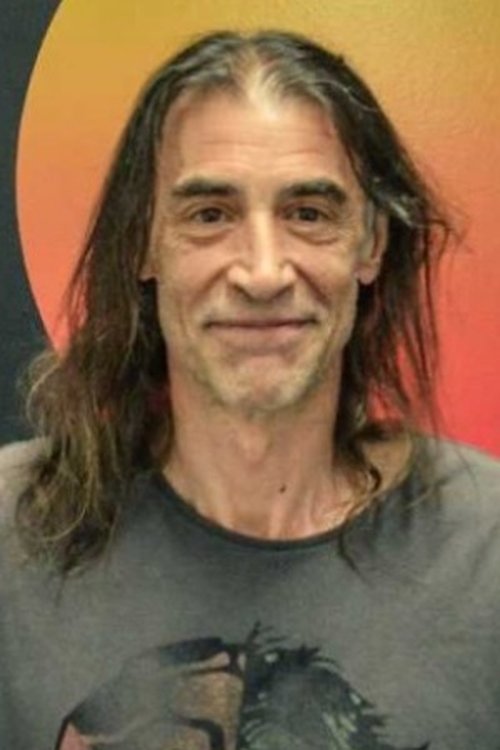 Jorge Esmoris as el tuleque