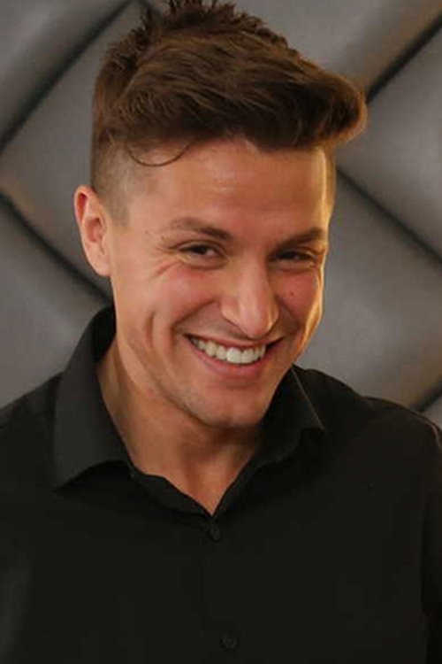 Jay Romero profile photo