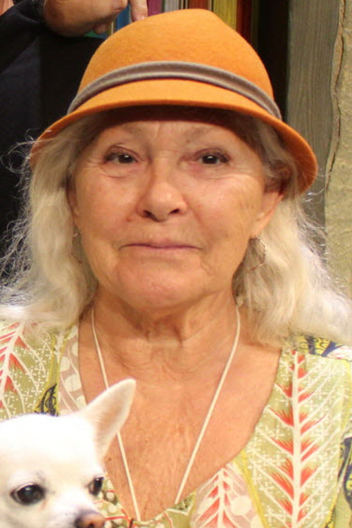 Christiane Papagalli as 