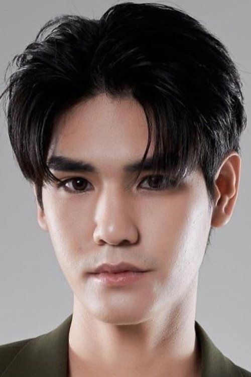 Thanat Wanattapong as Chin