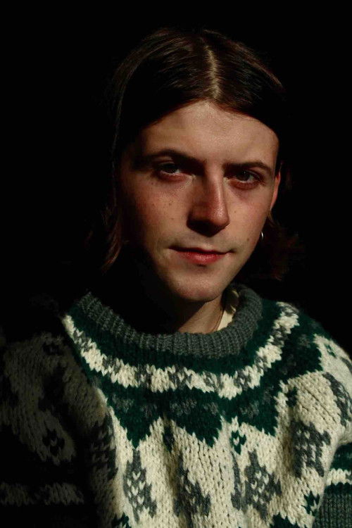 Henri Gillespi as Trent