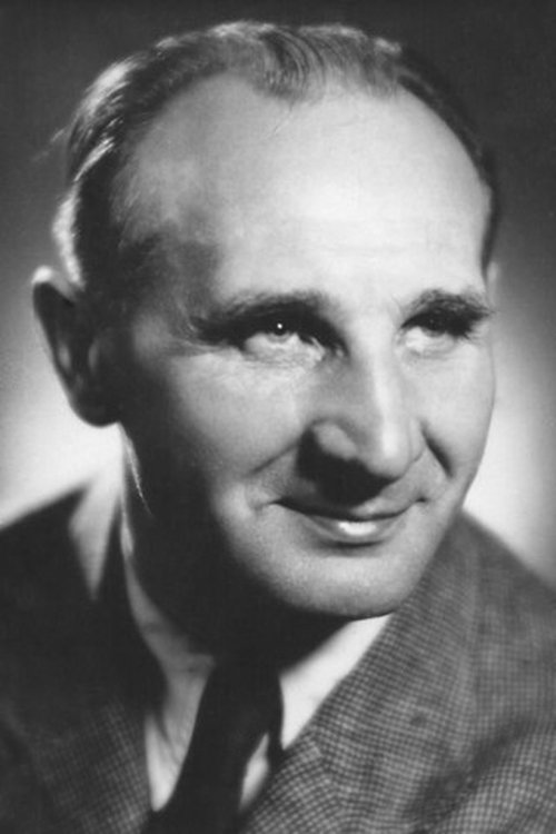 Jaroslav Vojta as Pazourek