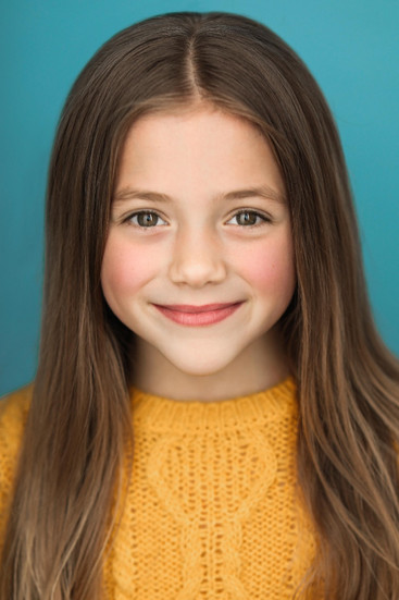 Alice Comer as Clara