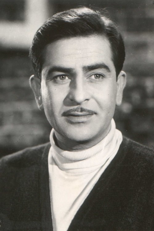Raj Kapoor as Ranbir Raj / Raj Kumar of Pipli