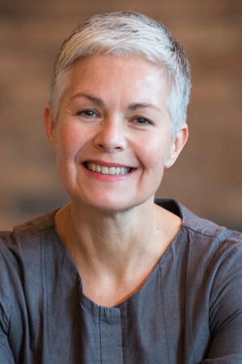 Anna-Mart van der Merwe as Erna Verwey