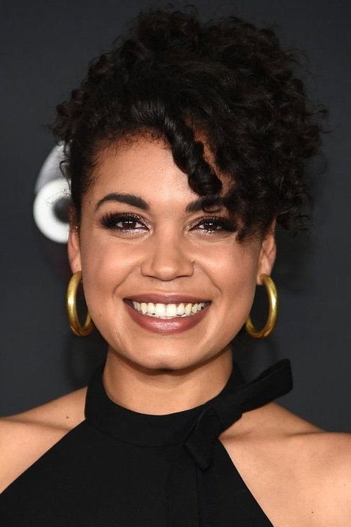 Barrett Doss as Bertha Lancaster