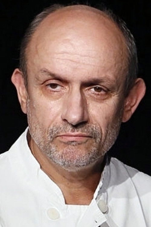 Paul Chariéras as Régent