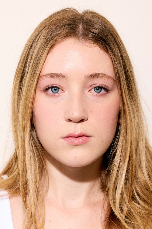 Emma Halleen as Elle