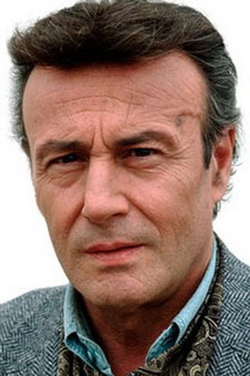 Guido Gagliardi as Silvio