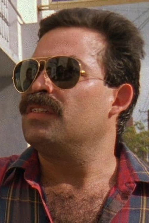 Jaime de Hoyos as Bigotón