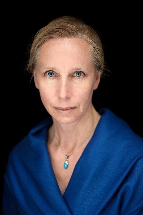 Magdalena Warzecha as Visenna