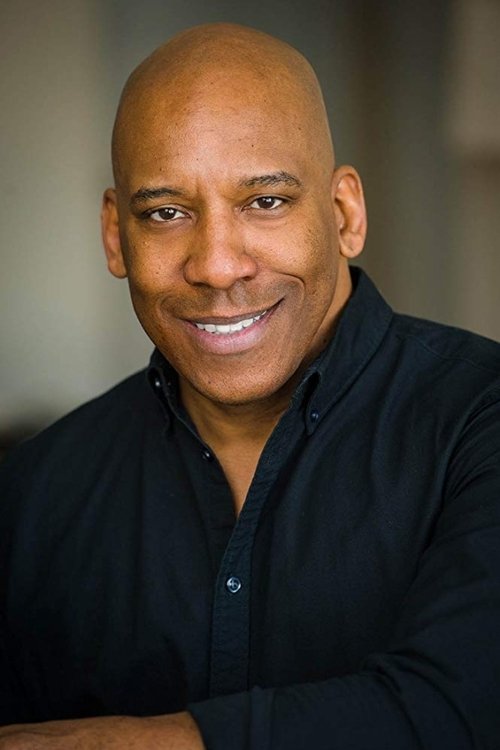 Ezra Knight as Detective Benson