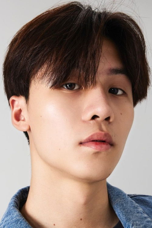 Phoovitch Chan as Kim