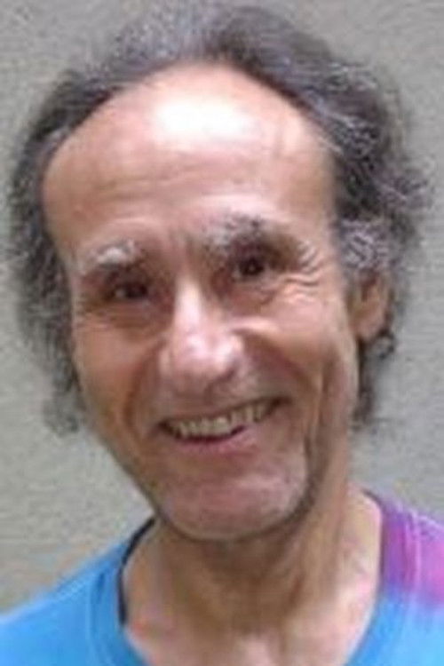 Vincenzo Benestante as Domenquez