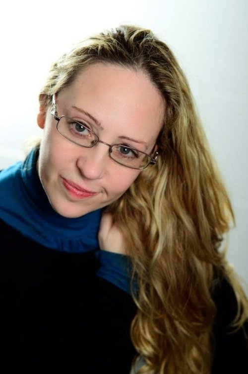 Laura Alvea as Rocío