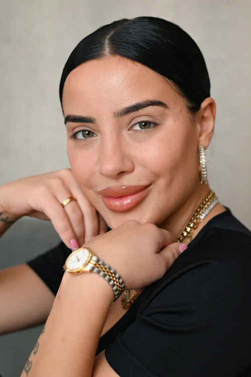 Leyla Heiter as Self