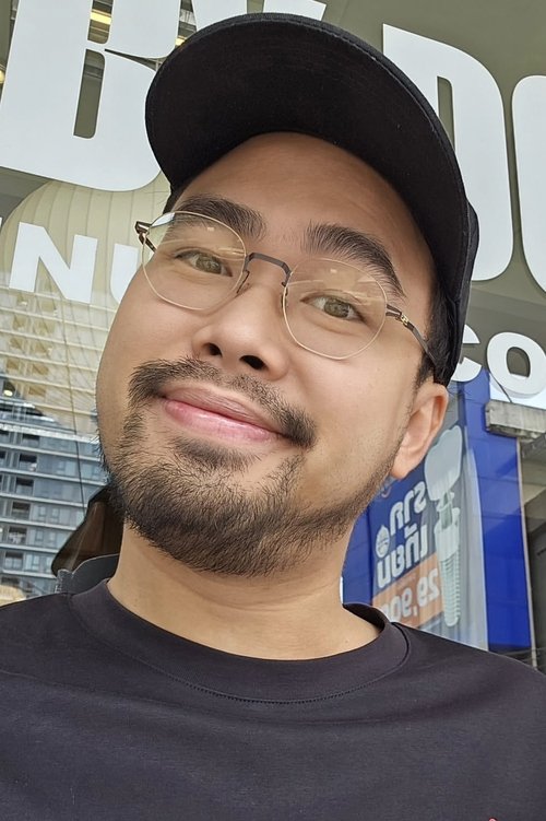 Wisarut Homhuan as Academic Ladyboy