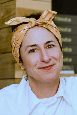 Nancy Truman as Kelly Cranshaw