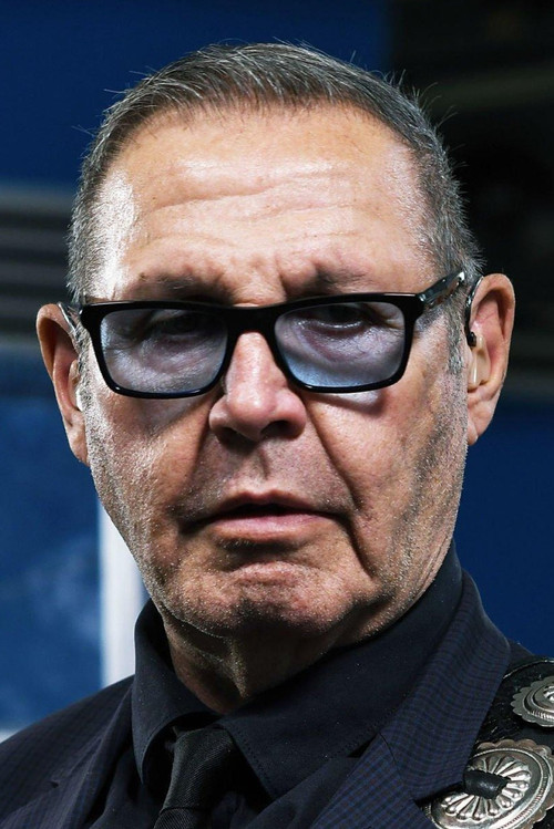Chuck Panozzo as Lt. Vanish