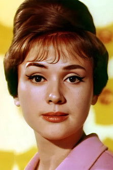 Valentina Reshetnikova as Вероника