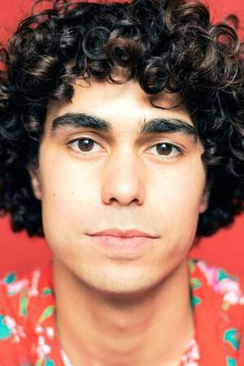 Bram Tahamata as Lars